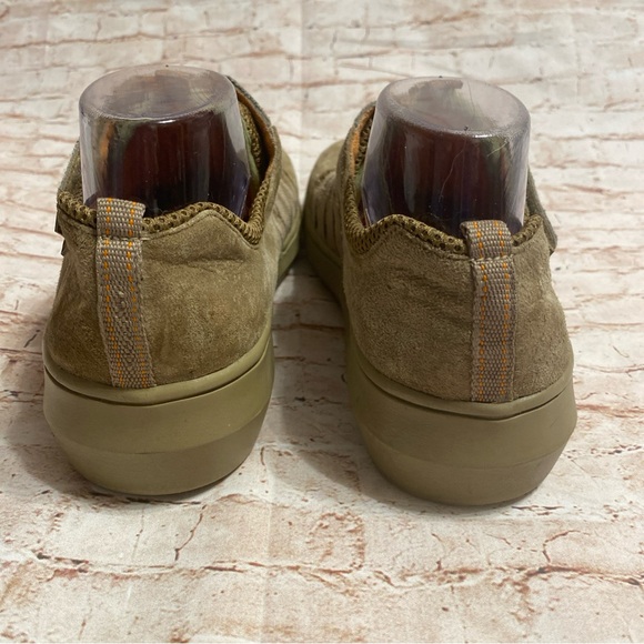 SOLD - Picture 5 of 10